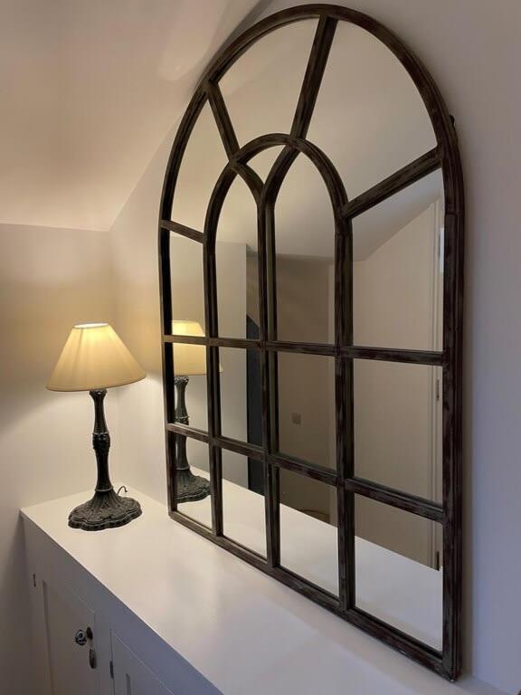 Beautiful 3 Bed Basement Flat With Garden Bath Exterior foto